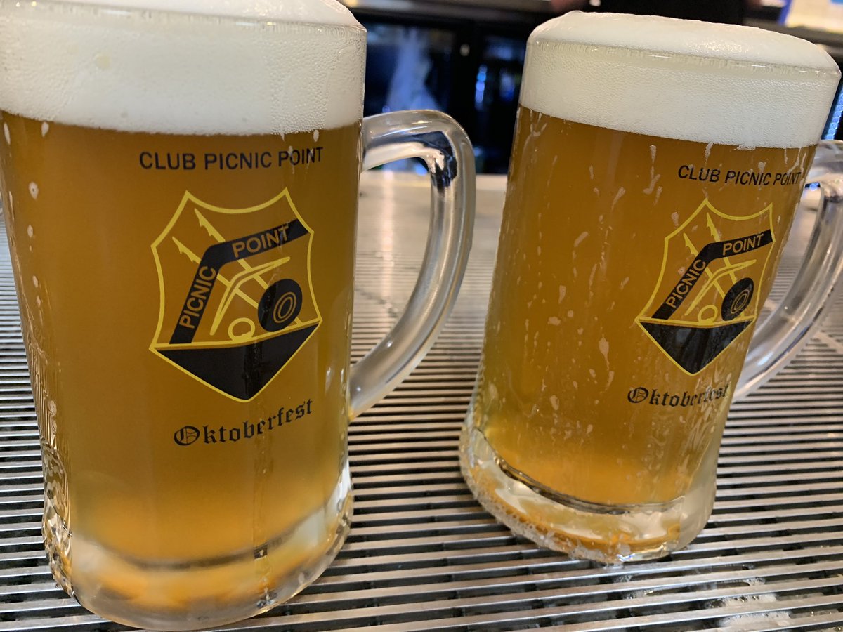 ClubPPoint's tweet image. #Oktoberfest2020 #steins gotta love a stein with the sun going down!