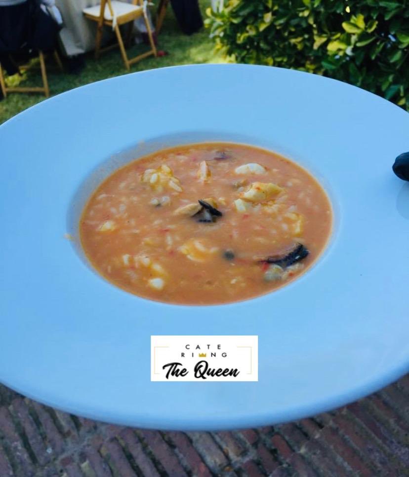 cateringTQueen's tweet photo. Y así pasamos el domingo, acompañando a la familia Rodríguez Pérez en la comunión de su hijo. Muchas Gracias por todo!! #eventos #comuniones2020 #NuevaNormalidad #Catering #TheQueen https://t.co/SW3Wdydwzg