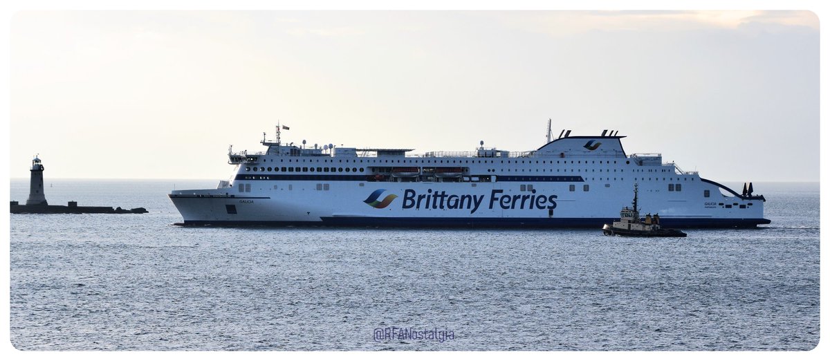 RfaNostalgia's tweet photo. .@BrittanyFerries new vessel MV Galicia (LOA 215m) passes through @RFANostalgia's Territorial Waters at 0845 today - seen here at the Western Breakwater inbound for berthing trials at Millbay, @Plymouth_Live https://t.co/CXPNFTj5qg