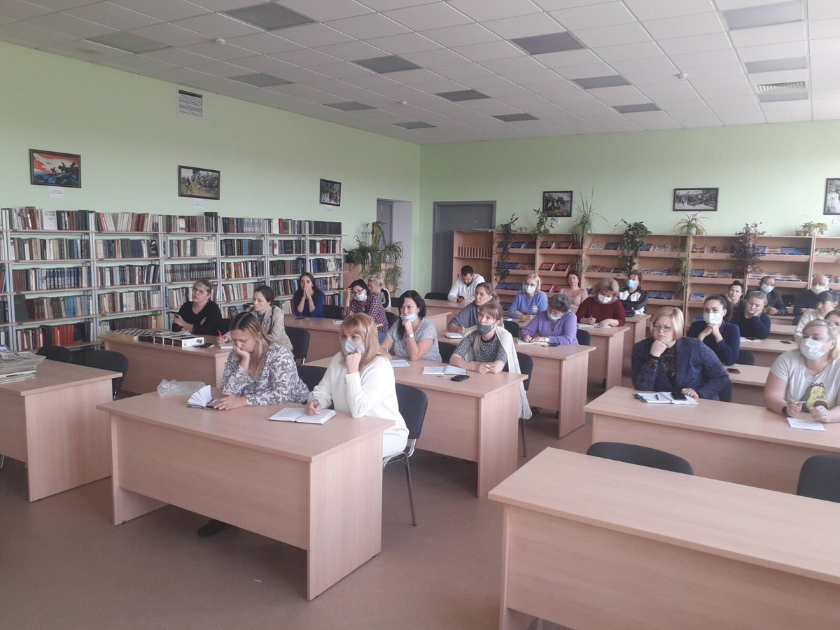 Сош 1 оц смышляевка. Гбоу сош №1 «оц» п. Т волжский. Школа номер 1 кошелев парк. Цвр екатеринославка инстаграм.