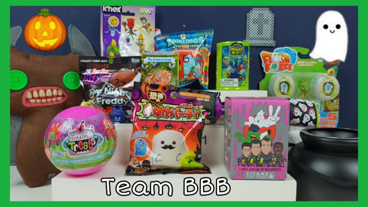 TeamBBB123's tweet photo. HALLOWEEN 2!
https://t.co/p8NLKKuHZM
Today we have lots more Spoopy cuties!
So lets open these up and see what creepiness awaits us inside!
#TwistedTreats #Ghostbusters #Titans #flushforce #Zomlings #FNAF #Funko #TradingCards #Halloween #HalloweenSpecial #HalloweenCollectibles https://t.co/6sS4t5HTkX