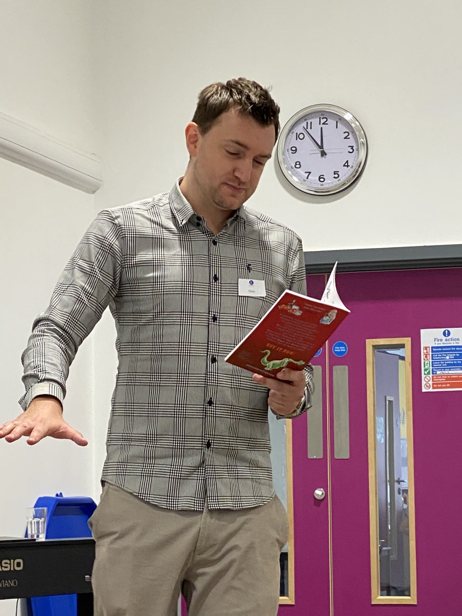 RadstonePrimary's tweet photo. Year 3 and Year 4 thoroughly enjoyed our visiting author last week. Thank you to @LPrestidge7 for coming to TRPS. Here he is reading an extract from his book 'Can such things be?' #author #terroratthesweetshop #penguinbeach #rolo #cansuchthingsbe #lawrenceprestidge #books https://t.co/q9tuMODptm