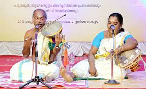 here they are clearly visiblepulluvan veena and Pulluvan kutam(may from ghatam?)our arts/music/dance had been ritualistic devotional all through centuries, traditions parampara has to be savedrevivedthis is from  #Kerala