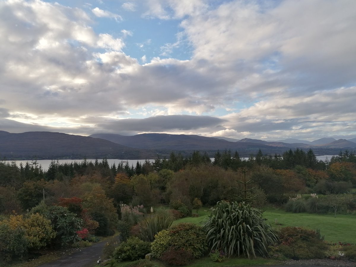 Room with a view - Autumn greetings from Valhalla #valhallabnb #bedandbreakfast #kerry #kenmarebay #kenmare #ireland #ringofkerry #wildatlanticway #discoverireland #nature #landscape #view #autumn