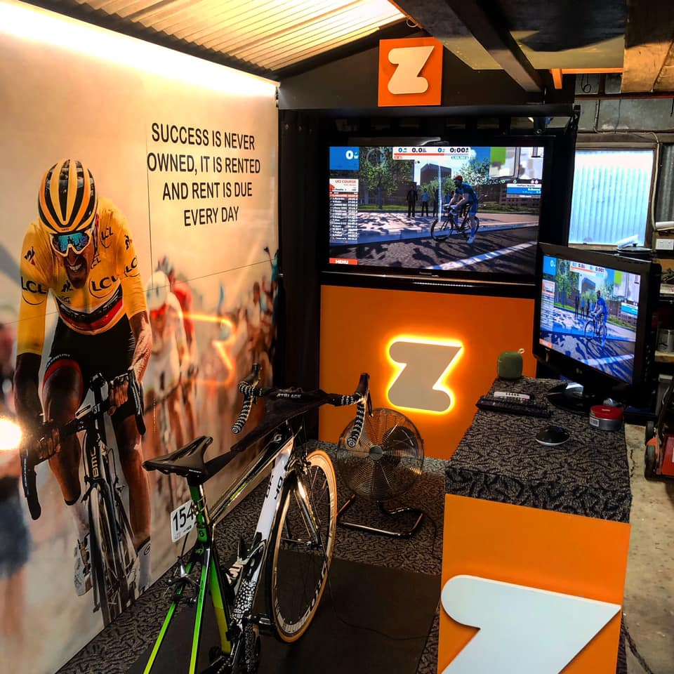 GoZwift's tweet image. Awesome #SetupSaturday inspo incoming! 🚴‍♀️🚴‍♂️ Check out some of our fave submissions! 🤩