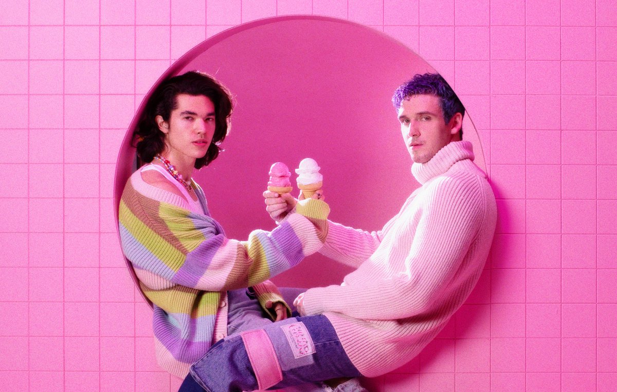 #PWBanget NEW ENTRY
.
.
.
Lauv &amp; Conan Gray Siap Luncurkan Single Kolaborasi Pop Upbeat ‘Fake’ 
Uhuyyyy! cocok bgt di dengerin buat kamu yg punya temen 'FAKE' 🙃