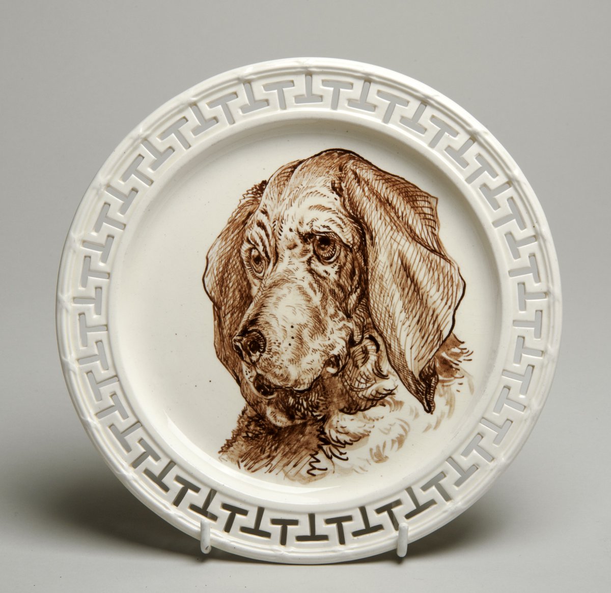 We're continuing to fill our #BarnsleyArk Basically an excuse to flood social media with animal photos!

This week we want your dogs! They could be the four legged variety or an object like this ceramic plate by Henry Crealock for Wedgwood