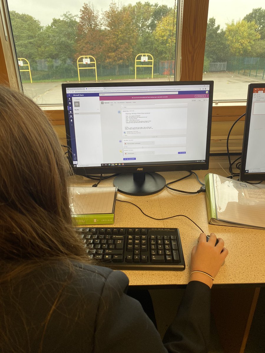 bromforward's tweet photo. We are proud to be a #microsoftteams school. Training sessions were delivered and staff have embraced it- here a student in photography collaborated with her class. Fantastic opportunities for #markingandfeedback too within #classnotebook allowing #virtualmarking #edutwitter https://t.co/A9FpRwfvoW