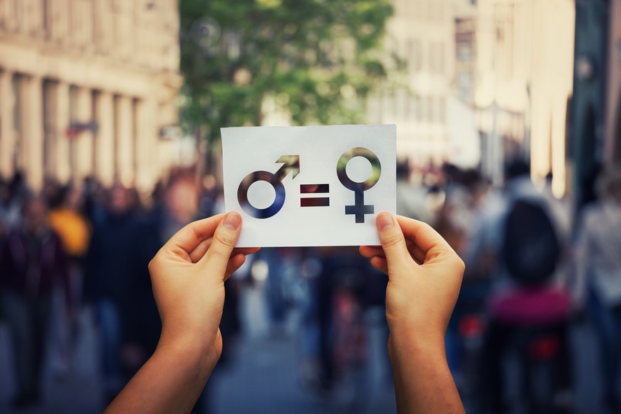 regiongrandest's tweet photo. 📢 #Entreprises, #associations... du #GrandEst vous avez 1 initiative pour l’#égalité ♀♂ ?
👊Lutte contre les stéréotypes
👊Lutte contre les violences sexuelles ou sexistes
📝Candidatez pour le volet égalité du Prix Régional 👉 12 prix de 5000€
ℹ️ https://t.co/kRiRWYBBAe https://t.co/VMj1eGM9gJ