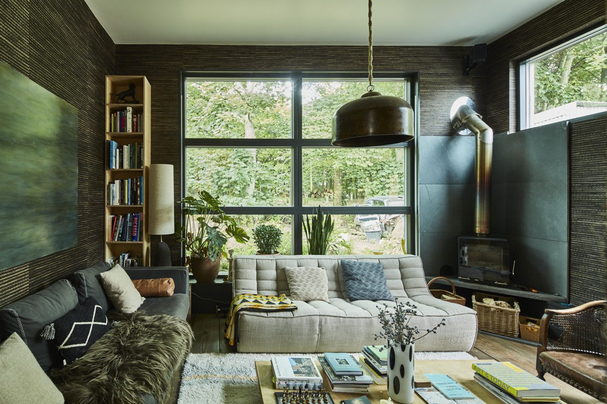 ECLocations's tweet image. Sharing the beautiful details of #SHF100 today, a simply stunning home on the Norfolk coast.

View the full location here: bit.ly/2STwMEJ