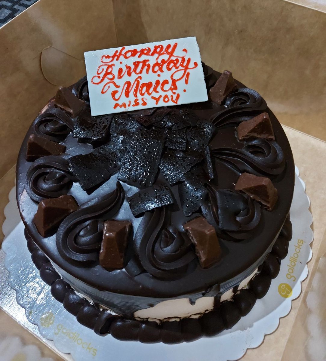 Thank you for this ate <a href="/itsdonskie/">donna 🌍</a> 🥺💕. Sweet mo talaga bakit ka ganyan😭. Love you ate!😍😘. Thank you for making this day special😘. I miss you!!🥺