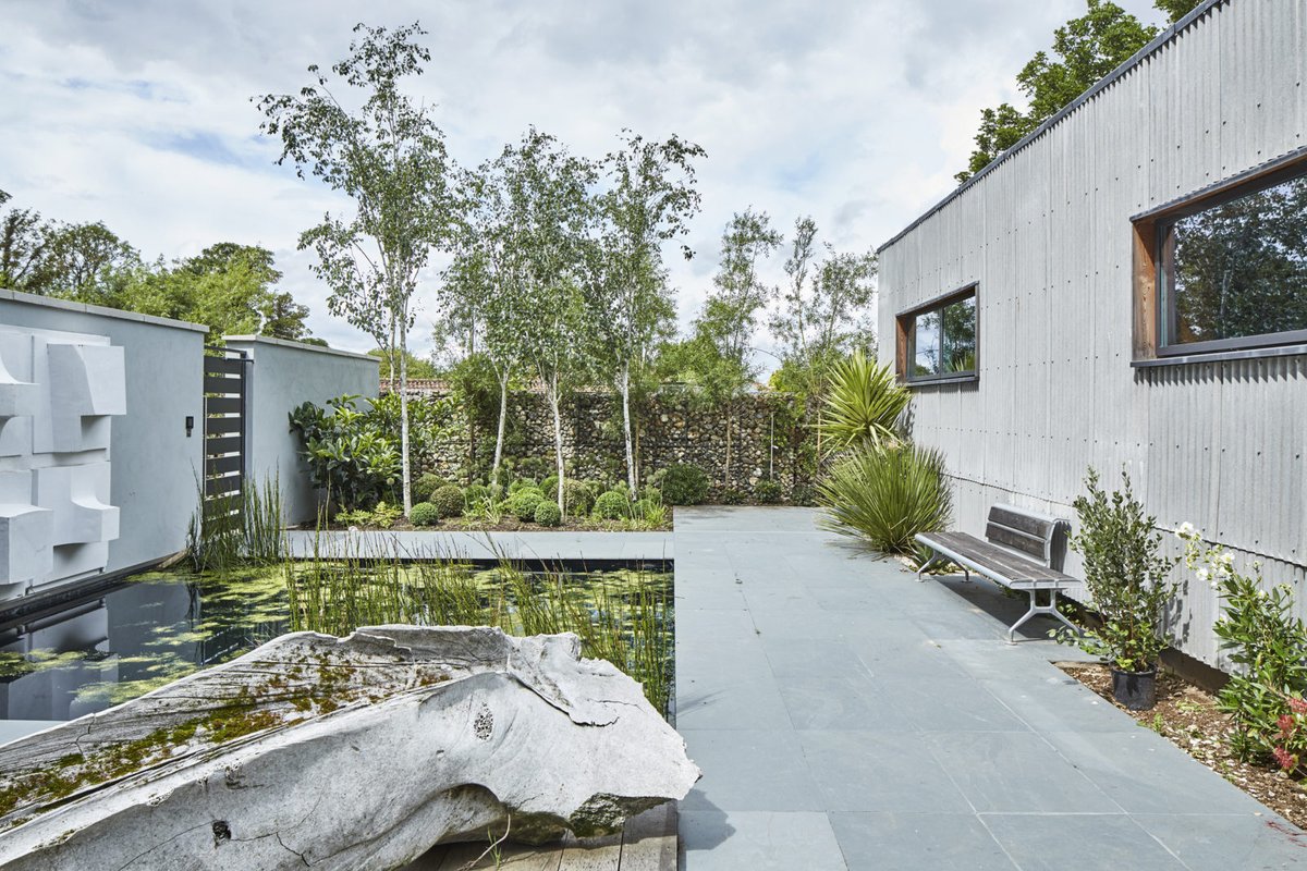 ECLocations's tweet image. Sharing the beautiful details of #SHF100 today, a simply stunning home on the Norfolk coast.

View the full location here: bit.ly/2STwMEJ