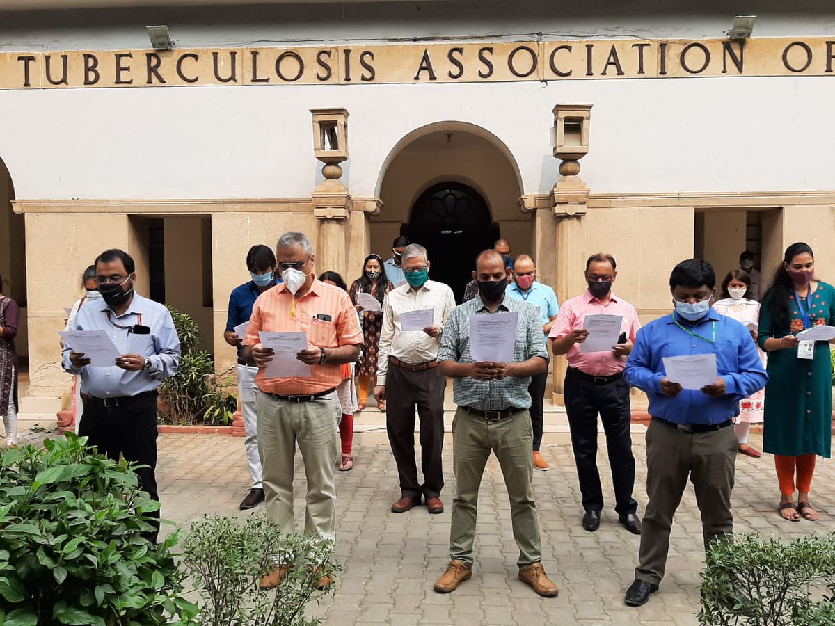 TbDivision's tweet photo. Central TB Division team was administered pledge by Dr. K. S. Sachdeva, Deputy Director General   to follow 3 key COVID Appropriate Behaviours as part of #JanAndolan today (14th October 2020).  #IndiaFightsCorona.  @MoHFW_INDIA @drharshvardhan @AshwiniKChoubey @iamvikassheel https://t.co/Nzpy69CLPG