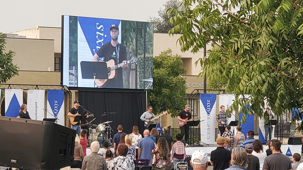 InsaneImpact's tweet image. We hope you enjoy your new MAX 1710 Pathway Church! #maxmobileled #LEDdisplay #ledscreentrailer #church #churchproduction #churchtech @pathwayredding