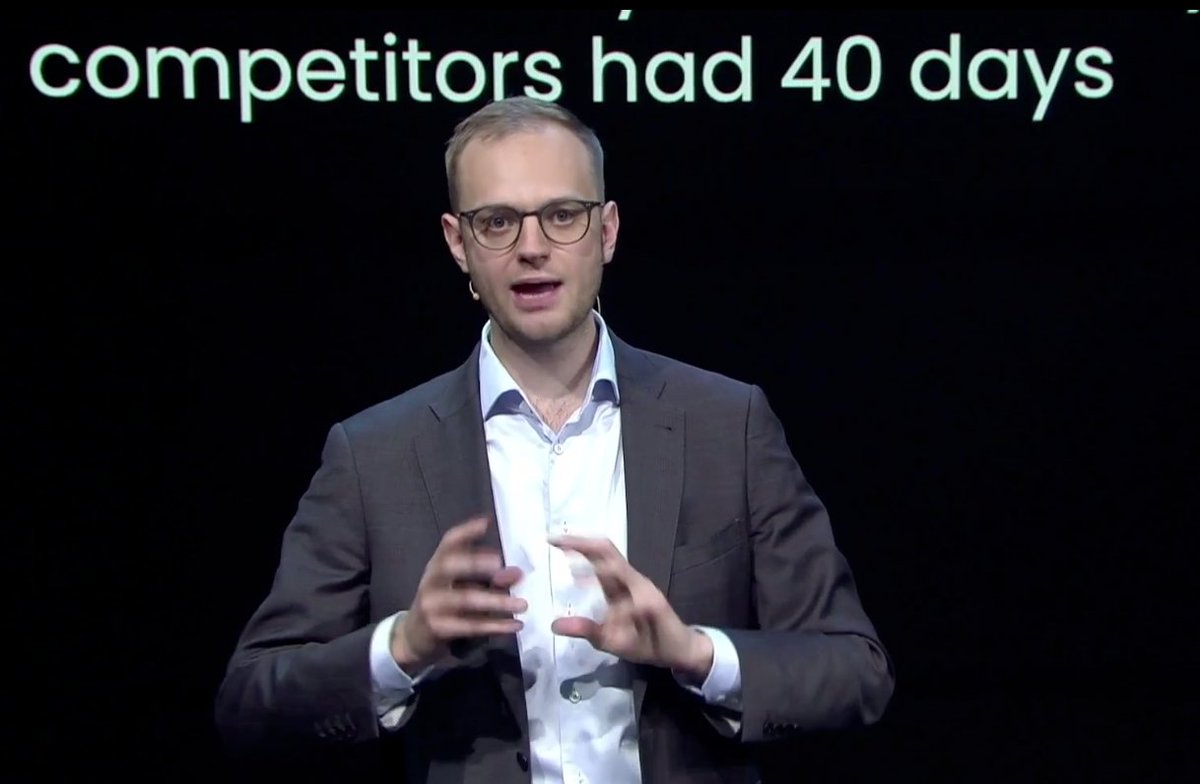eric_kavanagh's tweet image. @alexanderrinke says:
&quot;When we unlock your processes, we unlock your people!&quot;

YES! The key? Business processes tend to span multiple systems which are often disjointed.

@Celonis allows you to see the actual, cross-platform processes, and then *change* them! #ExecutionManagement