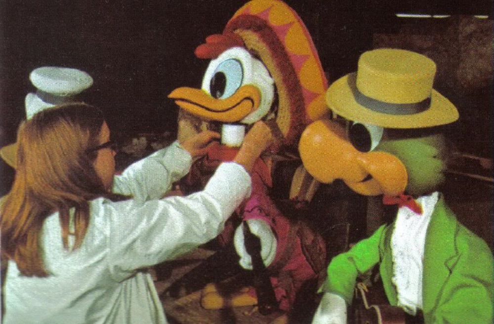 今は無き「ミッキーマウス・レビュー」にいたパンチート, WDW時代から