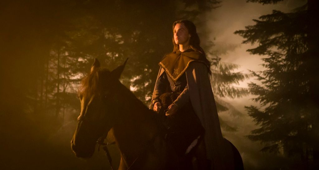 Need another reason to watch #TheRisingHawk? Here's my interview with the fabulous <a href="/PoppyDrayton/">Poppy Drayton</a>: buff.ly/3djo3oY