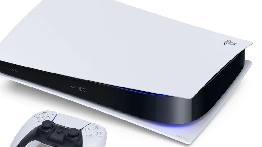 IGN's tweet image. A Sony engineer has explained why the PS5 is so massive (spoilers: it's the cooling fan). bit.ly/2STboQb