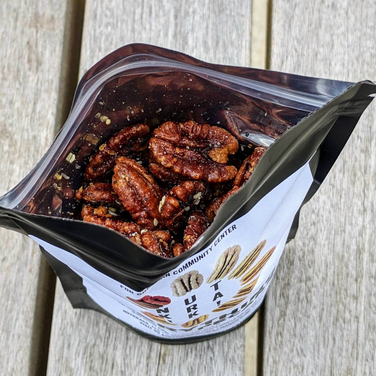 𝑪𝒂𝒏 𝒄𝒐𝒏𝒇𝒊𝒓𝒎: the #everythingpecans from @NutKrackMadison are as good as they sound. Think everything bagel meets candied pecan. Even better, $8 from every bag of this limited flavor sold benefits GCC! Order at buff.ly/2Yq51ba.