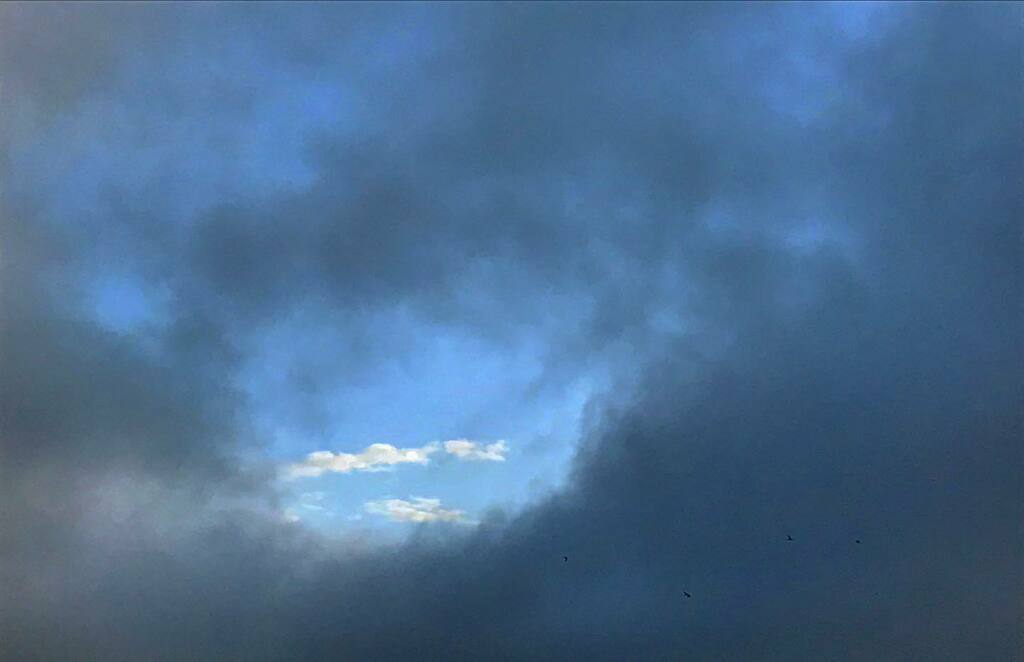 EmilieArshif's tweet photo. « Mais ils ne riront pas
Quand je m'envolerai
Et qu'eux resteront là » #clouds #nuages #cloudscape #cloudstagram #cloudy #ciel #sky #Montreal #mtl #mtlmoments #igersmontreal #livemontreal #Québec #igersquebec #Canada #igerscanada #IGS_CAN #mtlblog #yulor… https://t.co/UuQw0iCXHu https://t.co/lqM0XzOS6t