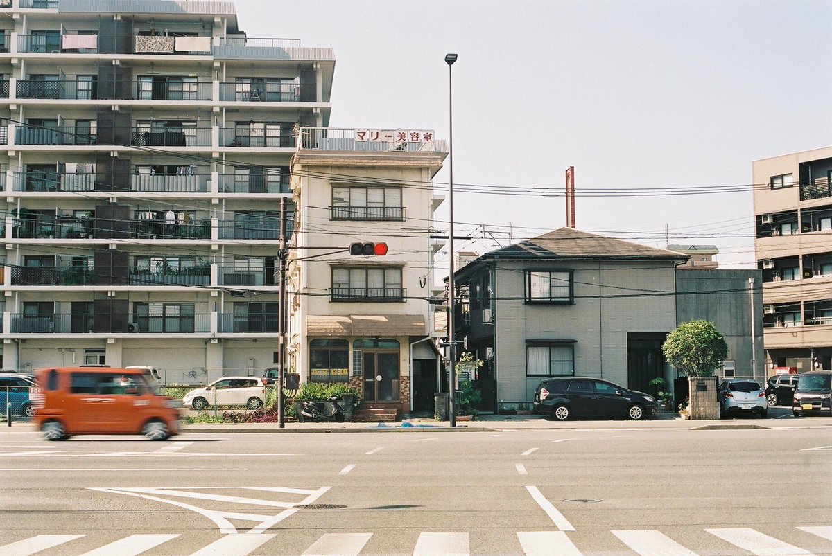 kg_hyp's tweet photo. フィルム1日目の様子です🔰
.
#フィルムカメラ　#フィルム写真
#filmphotography #film
#ファインダー越しの私の世界 
#OLYMPUS #om2sp
#35mm https://t.co/yr9ImDPVYF