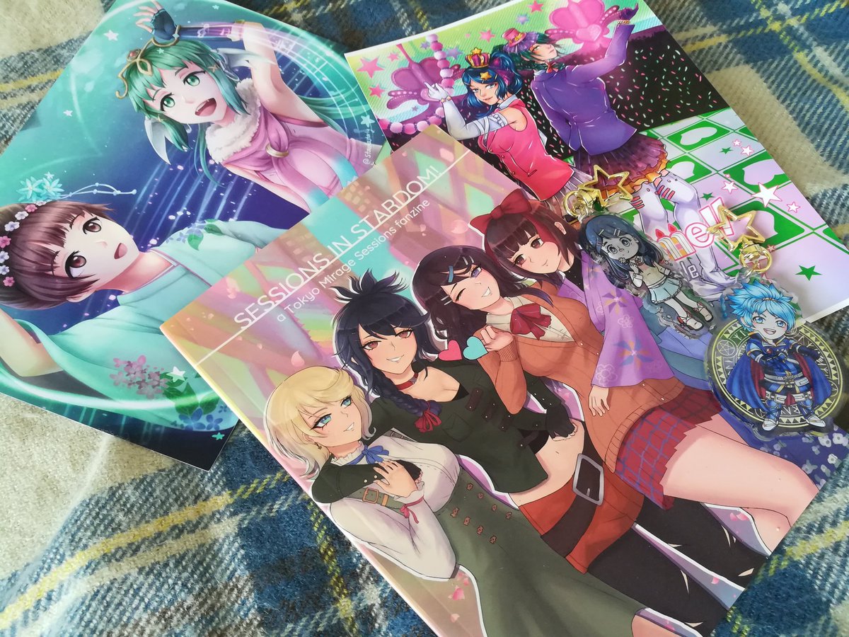 LumehaAsh's tweet photo. Tfw you receive so much good merch on the same day. It's kind of the best I have to say :D

Charms are by @Okkefak, stickers are by @ivorylungs, comic is by @ejbarnes89 and the zine is the Sessions in Stardom @TMSFE_Zine https://t.co/9BM4gj9WAg