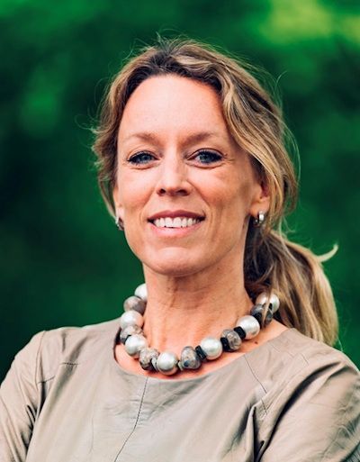 AuntMinnieEuro's tweet photo. @lennyverkooijen and her team at @UMCUtrecht have used #ctscan of coronary artery calcium to predict which breast cancer patients are at greater risk of developing #cardiovascular disease. https://t.co/jnIagHH6wS #radiology #EBCC12 @EORTC https://t.co/oZQQIJDKyH