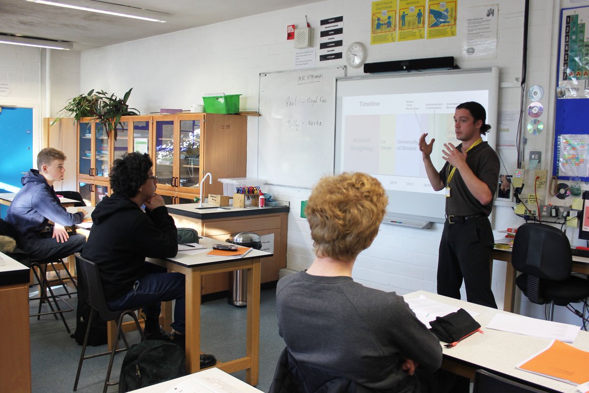 Acland_Burghley's tweet photo. Topics in today's #PSHCEE drop down day covered a wide variety of topics, including the debate around Black History Month and the importance of language, healthy relationships and careers talks from @Acland_Burghley Alumni. https://t.co/OXdfFhunBo