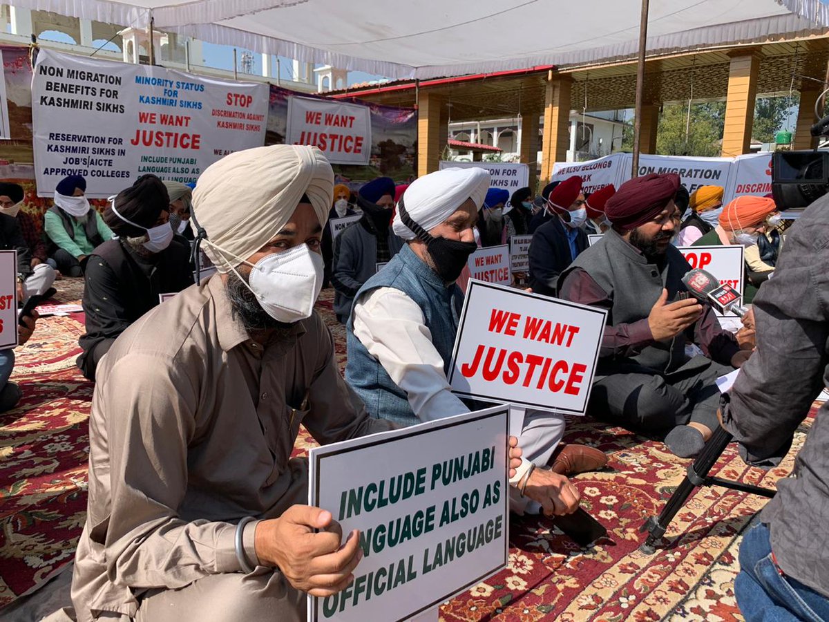 TurbonedKashmi1's tweet photo. The Sikhs of Kashmir were very hopeful that their long pending demand of Minority status will be granted to them but Govt. of India miserably failed to implement it seems they are hell-bent on snatching some of the benefits from the community(case of Punjabi as official language) https://t.co/sP2xVtDPAp