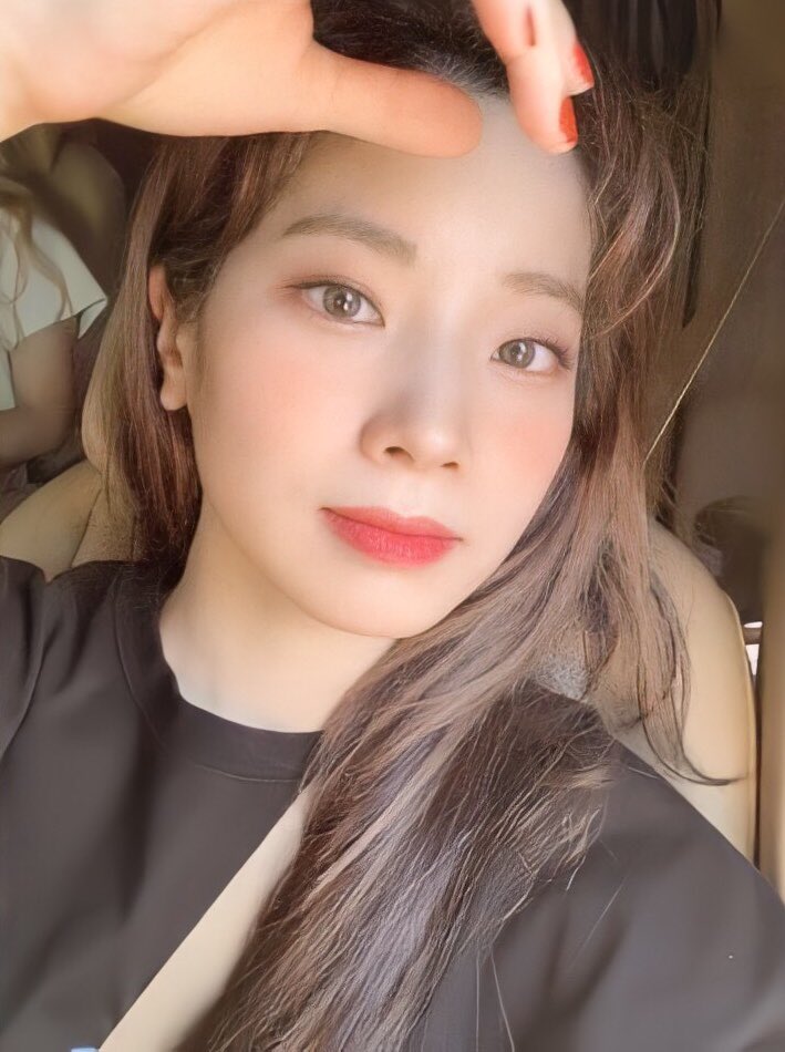 Annyeong... Baru balik rp twitt lgi nih gua🙂
Nyatanya sama aja gada yg nyariin emg gada fambest sii🙃
-
-
Fambest dm yak
Mutualan Rt/like 
#roleplayerindonesia #roleplayer #roleplayerkpop #rp