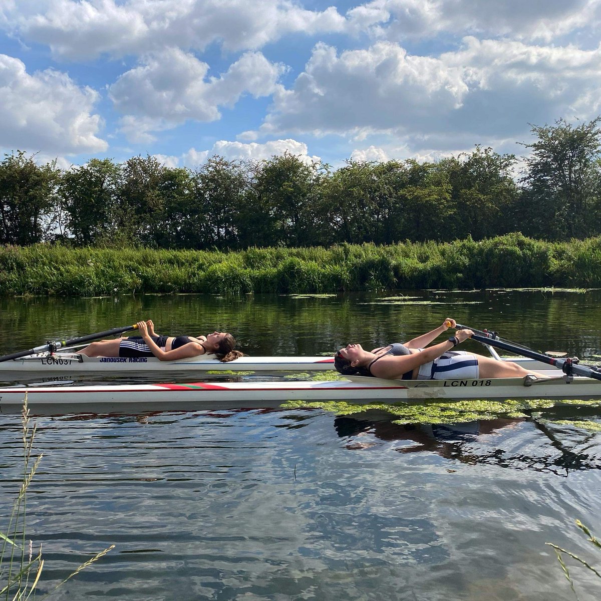 Hey hey! We're live again today at the virtual sports fayre to answer all of your questions 💪 make sure to book your taster session while you still can #rowing #wearelincoln #university