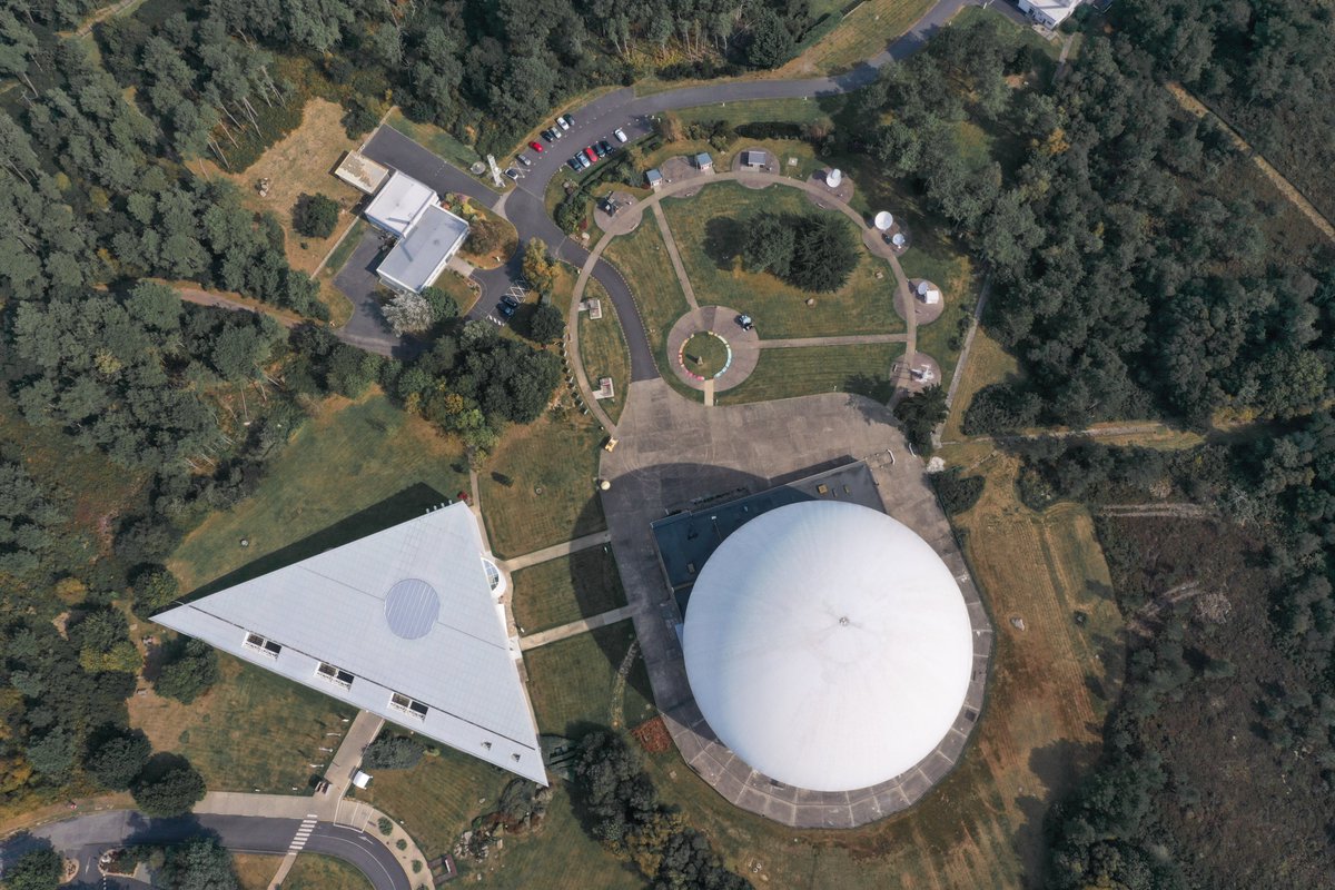 #JeudiPhoto 

Le vidéaste 🎥Benjamin Mollier a fait étape <a href="/regionbretagne/">Région Bretagne</a> 

Rendez-vous le 19 octobre pour visiter <a href="/Citedestelecoms/">Cité des Télécoms</a> <a href="/VilleSaintMalo/">Ville de Saint-Malo</a> et d'autres sites #emojibzh 

L'occasion de découvrir des sites #4GOrange inattendus et insolites 

📸reseaux.orange.fr/actualites/4g-…