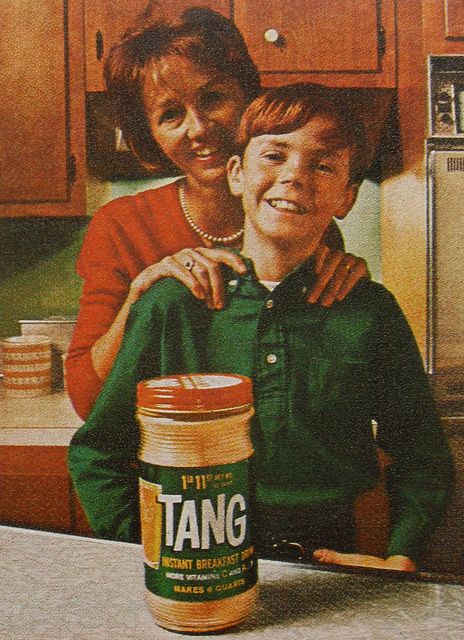 realgofer's tweet photo. @MorningsMaria 

it's not cocaine sillie ~ !

it's TANG ~ ! 🍊😐😎🎃🌲 https://t.co/N3ZLCK7L7I