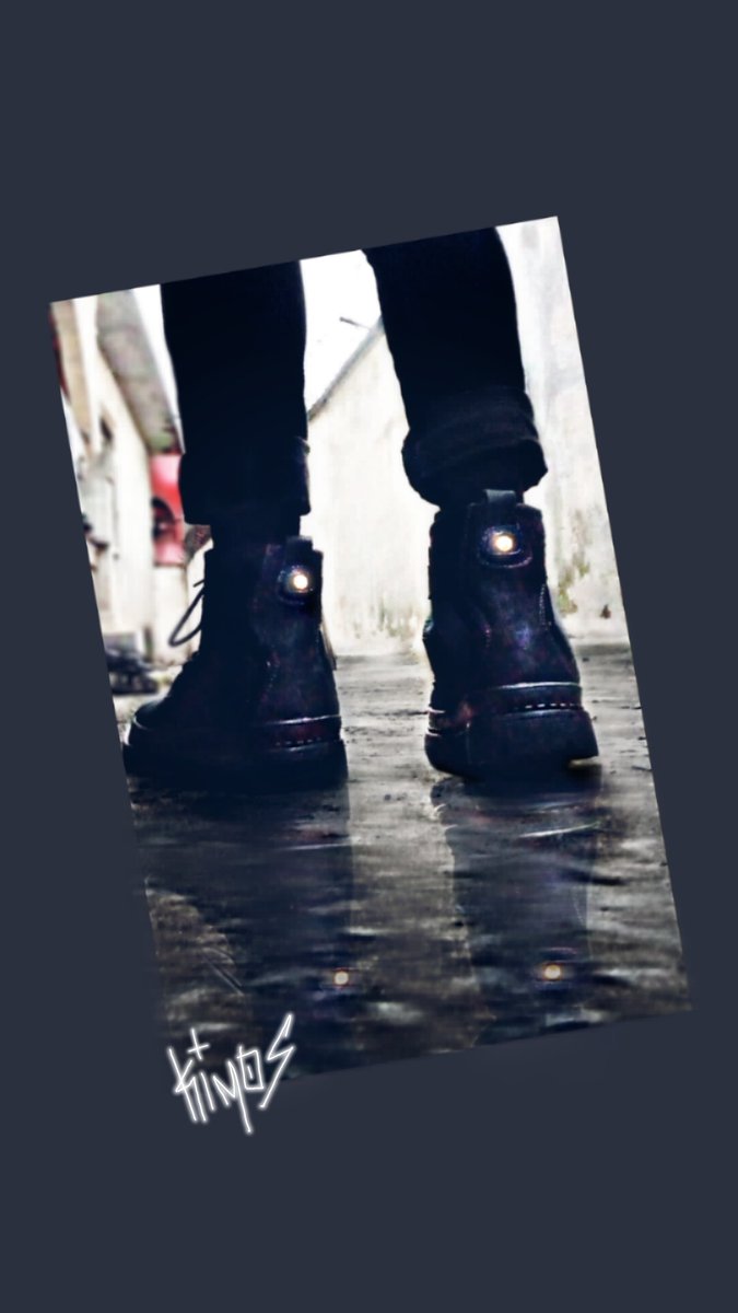 vic_vicious12's tweet photo. Love me some boots https://t.co/aGaRjpuJ5t