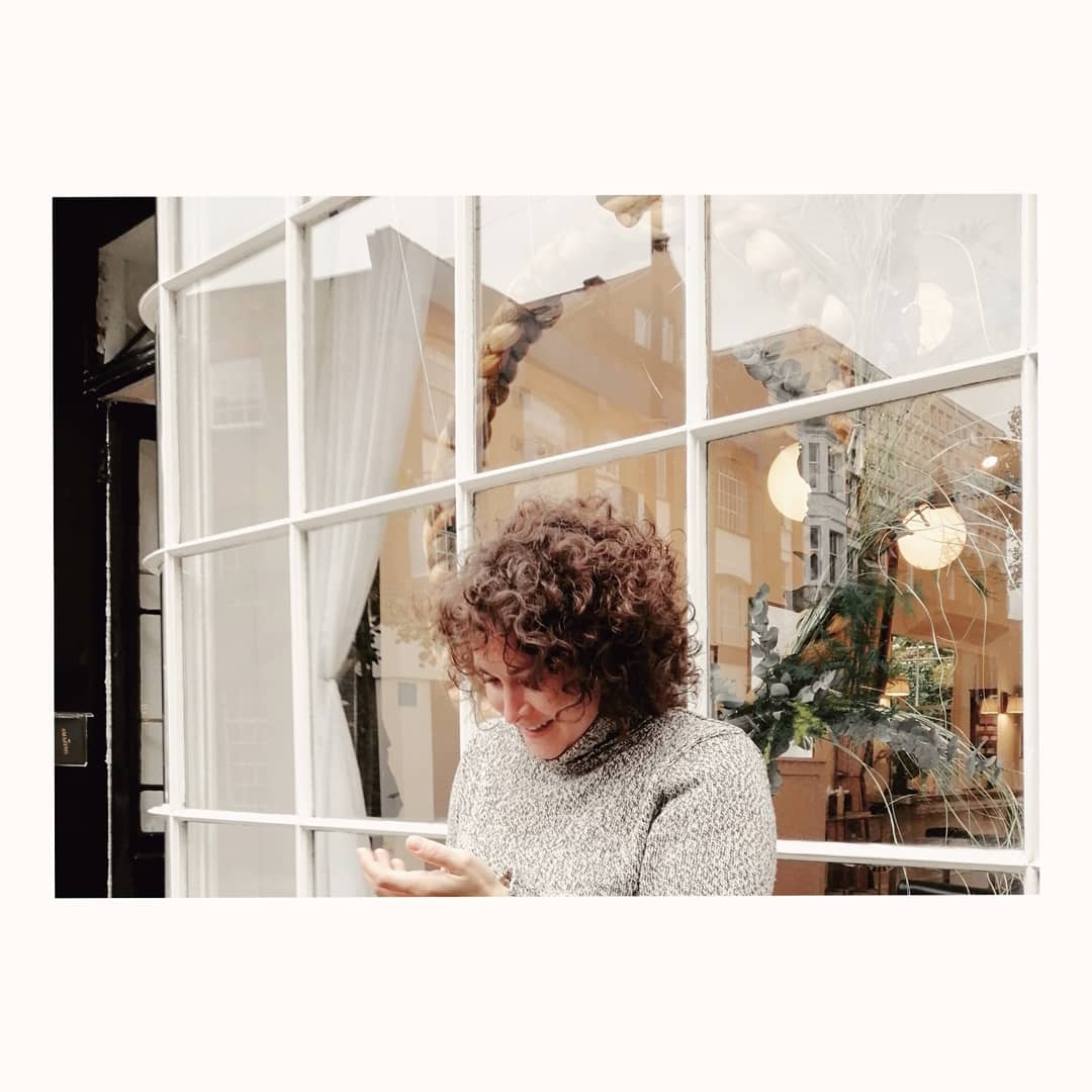 na_okon's tweet photo. Love seeing #customerssmile 😍🥰 #hairsalon #hairdresser #texture #london #woburnwalk #bloomsbury #kingscross #euston #stpancras #russelsquare #curlyhair #naturalhair #curlybeauties #naturalcurls #naturalhaircare #curlyhairstyle #curly_hair_style_ #smilebeauty #ロンドン #美容師 https://t.co/lcqgM5RivW