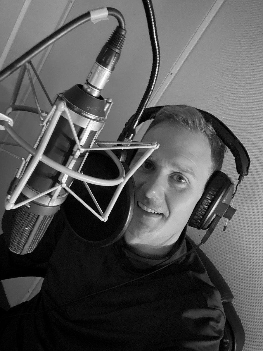 My home for the next 8 hours. Voicing the ‘Remarkable People’ audio book today. It’s out on October 29th
amazon.co.uk/Remarkable-Peo…