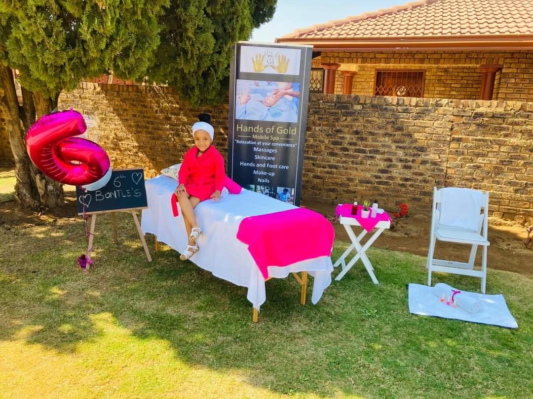 HandSpaofGold's tweet photo. Spoil your little ones from as little as R250.
We are in Hammanskraal and we travel within Gauteng at a cost of R4 per km.
Pre-book with us on 0722609476
Thank you for your continuous support🙏 https://t.co/2lDf67lDSk