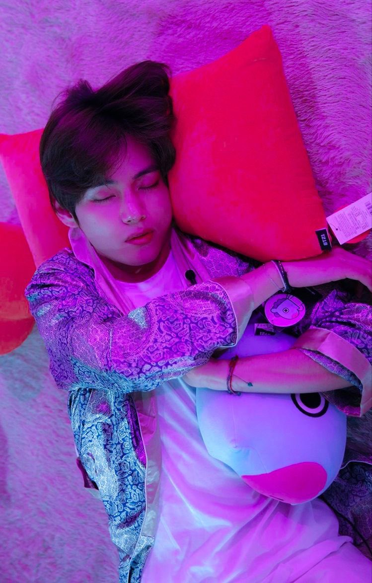 also him being all cuddly and being a big babie when sleeping..