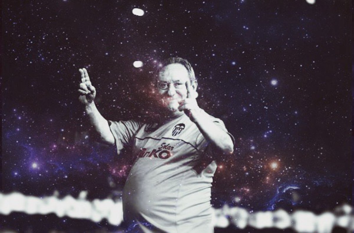 Siempre en nuestro corazones.

El verdadero murciélago del Valencia Club de Fútbol.

Descanse en paz, Don Bernardo.