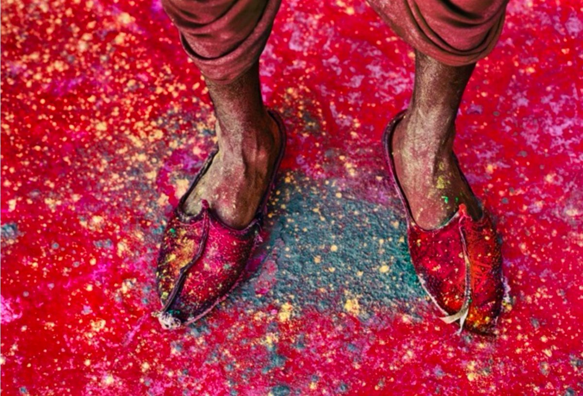GalleryFlo's tweet photo. Steve McCurry. A Villager Participating in the Festival of Holi, Rajasthan, India, 1996
https://t.co/RCwWZ5cU24
#stevemccurry #flopetersgallery #photography https://t.co/YvH1v1qDom