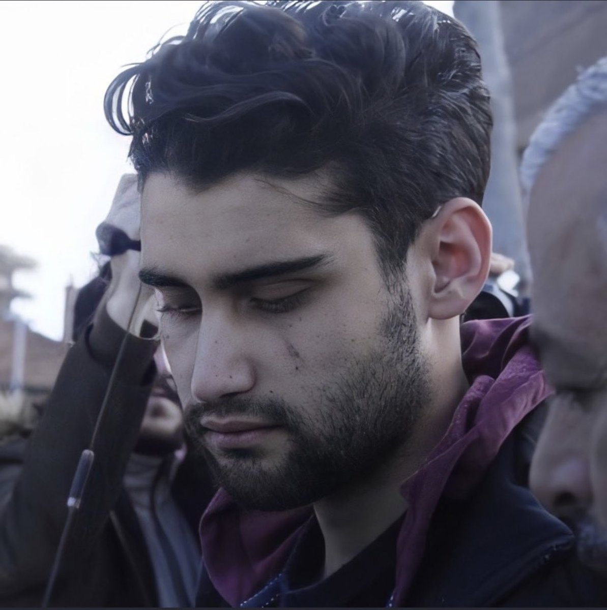 O çocuk 12 yıl 6 ay hapis cezası aldı bir kadını kurtardığı için. Ben artık bu ülkede öğrendiklerimizden hatırladıklarımızdan utanıyorum, çok üzgünüm çok #kadirsekericinadalet