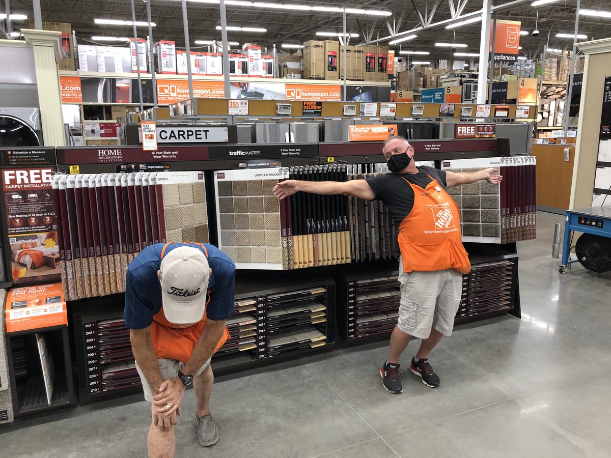 ToniNorwood6819's tweet photo. Stretching to feel Great at 6819! @AngelaDesJardi5 @FulfordUlanda @MagnoliaHD6819 #D79Safetyfirst https://t.co/hwpi0B3vjg
