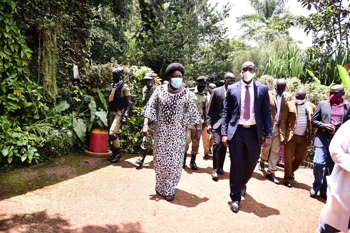 Amanya Peter (@amanyanemz) on Twitter photo Speaker of Parliament <a href="/RebeccaKadagaUG/">Rebecca Alitwala Kadaga</a> and Kyabazinga of Busoga HRH William Wilberforce Kadhumbula Gabula Nadiope IV, are in Masindi district to inspect works at Smart Start Industries (EA) Ltd.
The enterprise is run by Mr. David Byensi and his wife, Mrs. Byensi. Speaker of Parliament <a href="/RebeccaKadagaUG/">Rebecca Alitwala Kadaga</a> and Kyabazinga of Busoga HRH William Wilberforce Kadhumbula Gabula Nadiope IV, are in Masindi district to inspect works at Smart Start Industries (EA) Ltd.
The enterprise is run by Mr. David Byensi and his wife, Mrs. Byensi.