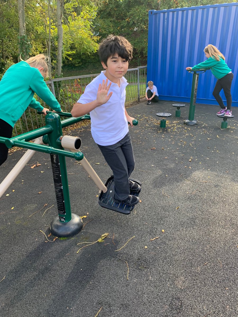 Springwood_Prm's tweet image. #springHarlech are enjoying autumn play this lunchtime.