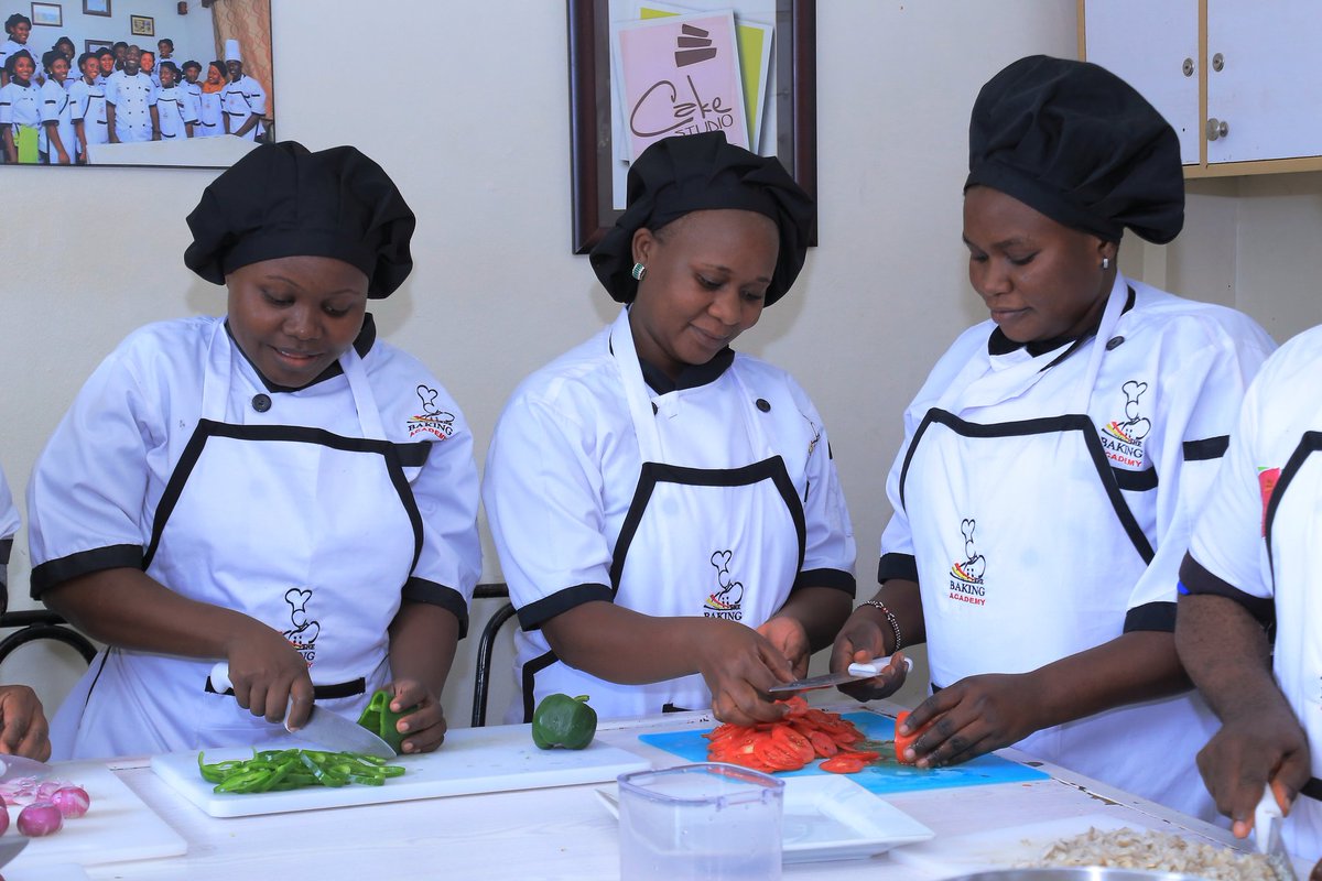 BakingAcademyUg's tweet photo. #pizzaclass 🍕🍕
Get the skills that will make you standout and fit in the business world. Call or WhatsApp us now & book your place on 0757310583 / 0780372203 / 0754400134 /0706740071
#bakinglove #bakingfun #bakingtime #bakingfromscratch #baking #bakinglife #bakingday https://t.co/2fTtOEOcKF