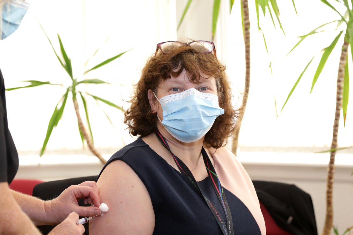 RWT_NHS's tweet photo. It's a big thumbs up for the executive team who have been quick to have their flu jabs this year!

By having the vaccine, they are all taking action towards protecting themselves, their colleagues and their families from flu-related illness this Winter. #ProtectAgainstFlu https://t.co/wckCSCA8lI