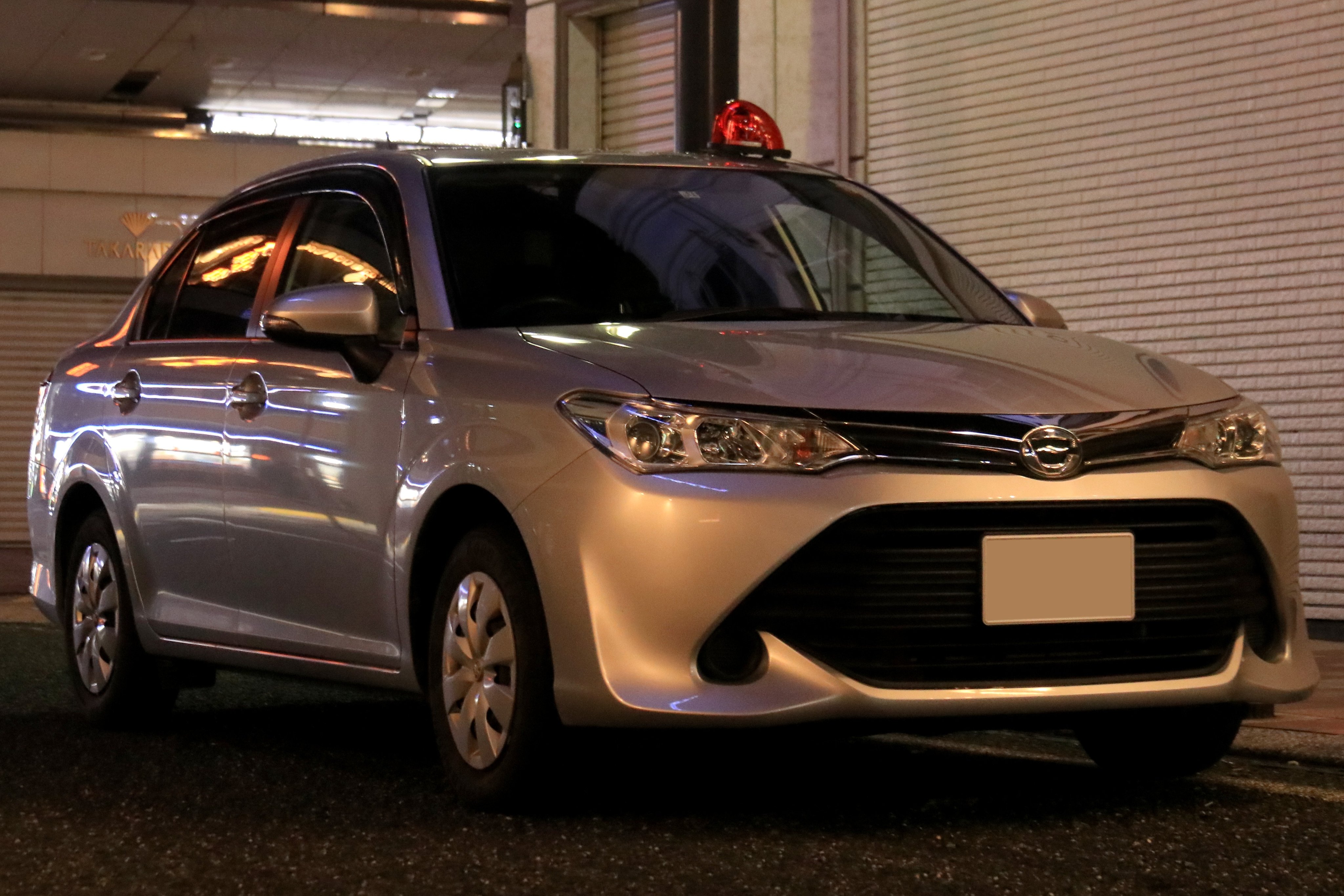 ヱ 在 Twitter 上 静岡県警察 カローラアクシオ捜査用車 県費で導入されたカローラアクシオの捜査車両 T Co Kxi9rextif Twitter