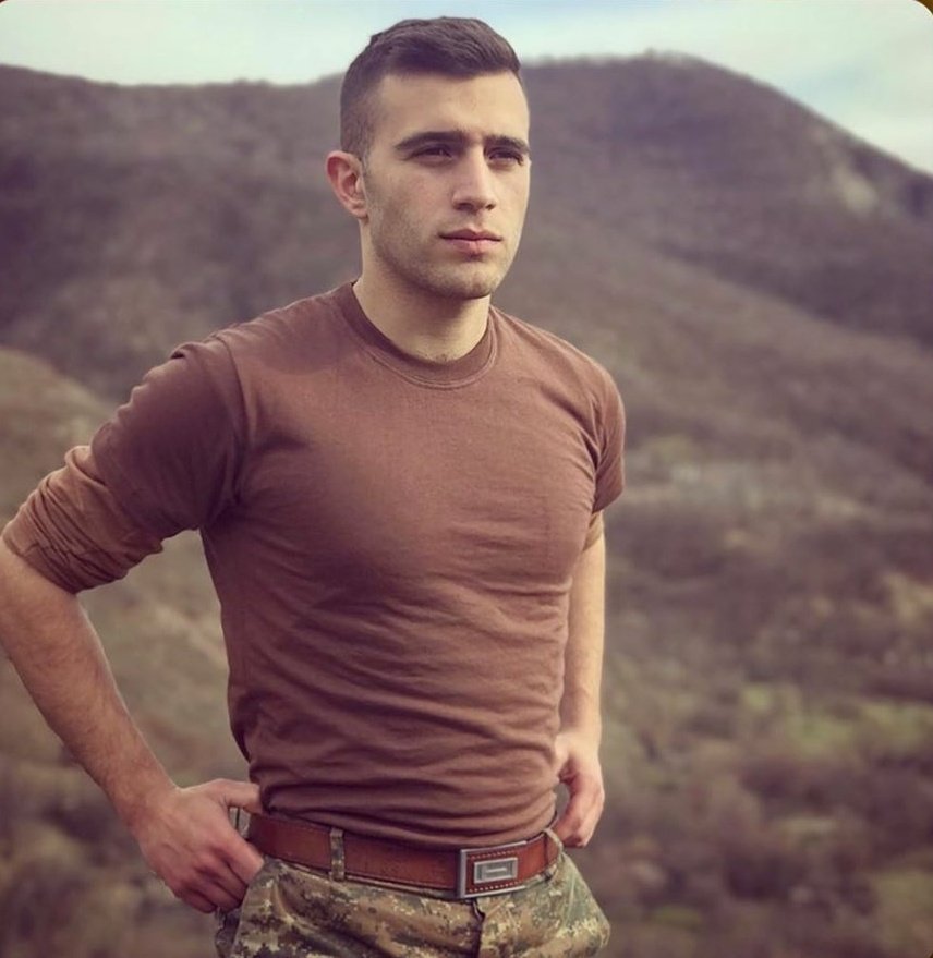 marinemelqonian's tweet photo. He's looking for his Armo queen ❤👑 #RecognizeArtsakh https://t.co/auMXgGHqk2