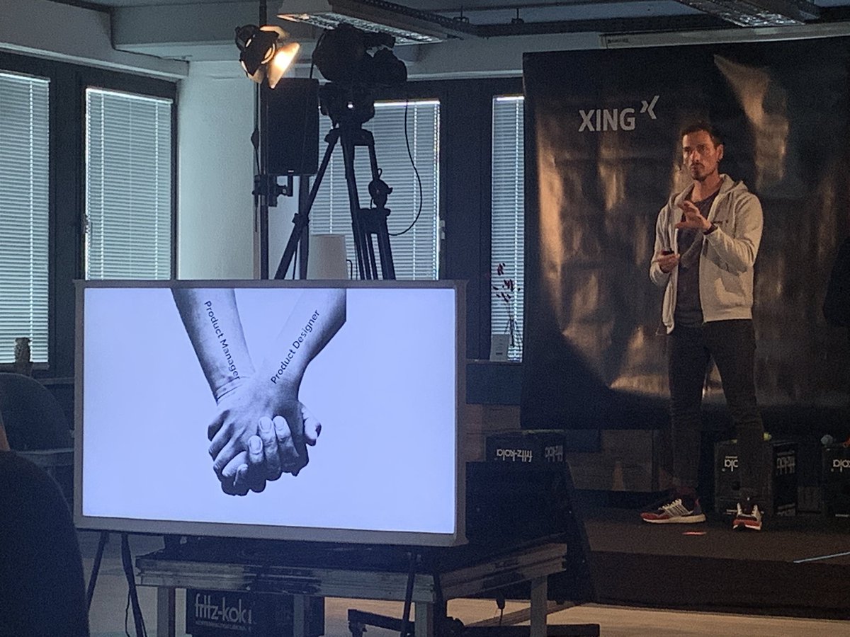 WusiWuu's tweet image. Design for impact - hand in hand as a team! Thank you for the nice talk, @C_Eikmeier, at #SundaeTalks