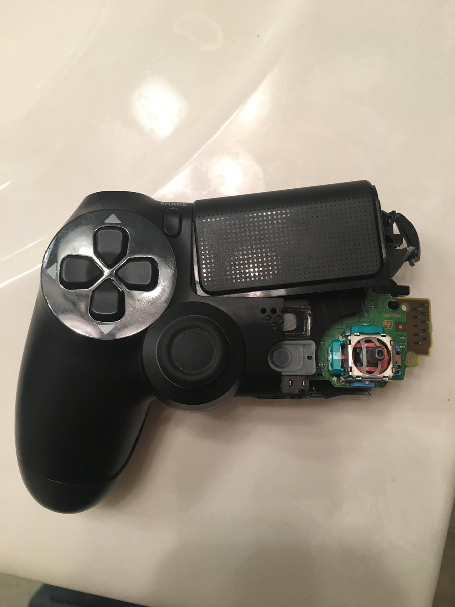 JamesBarra1998's tweet photo. How it started:            How it’s going: https://t.co/YdqQdgnx4K
